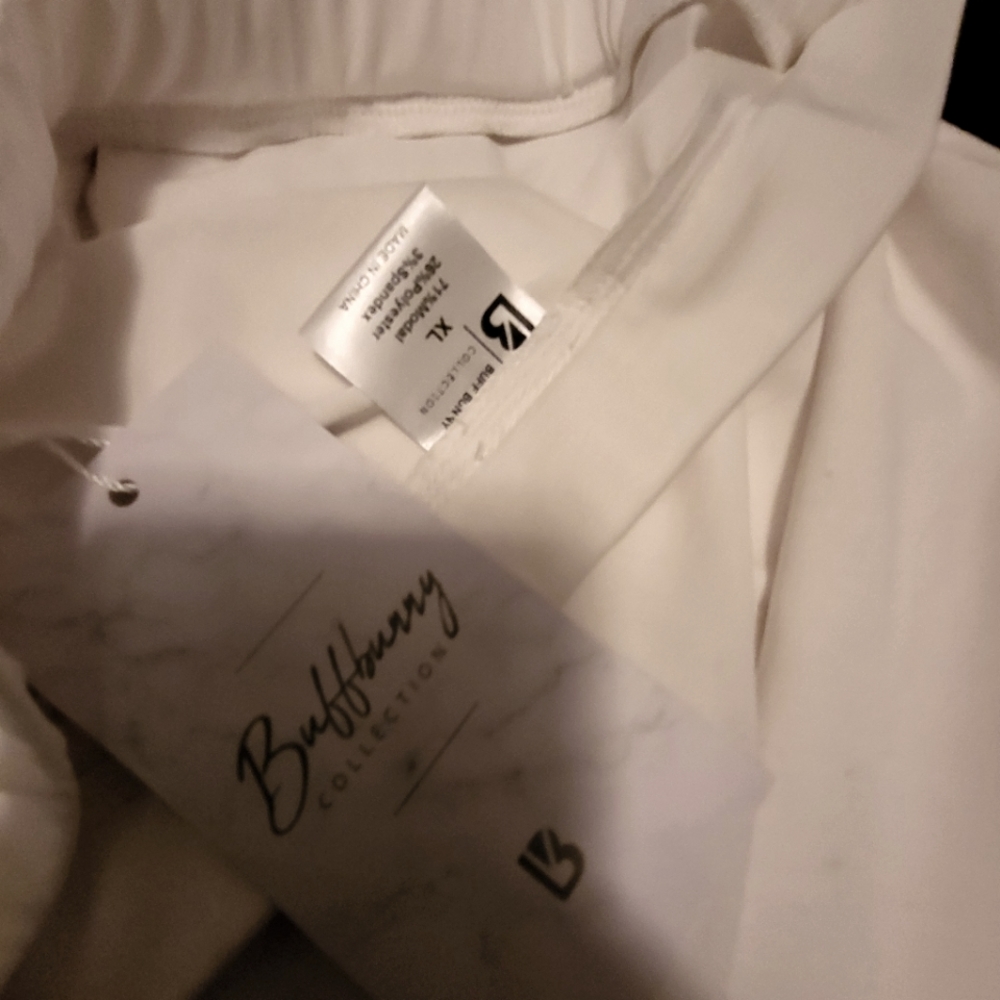 Buff bunny NWT odyssey wrap skirt xl